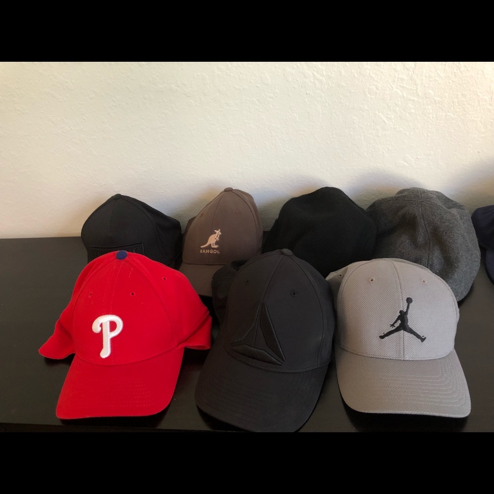 Assortment of hats (Hurley, Kangol, Reebok)